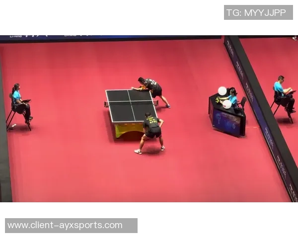 黄镇廷与许昕激战乒乓球赛场谁将夺得最终胜利引发热议